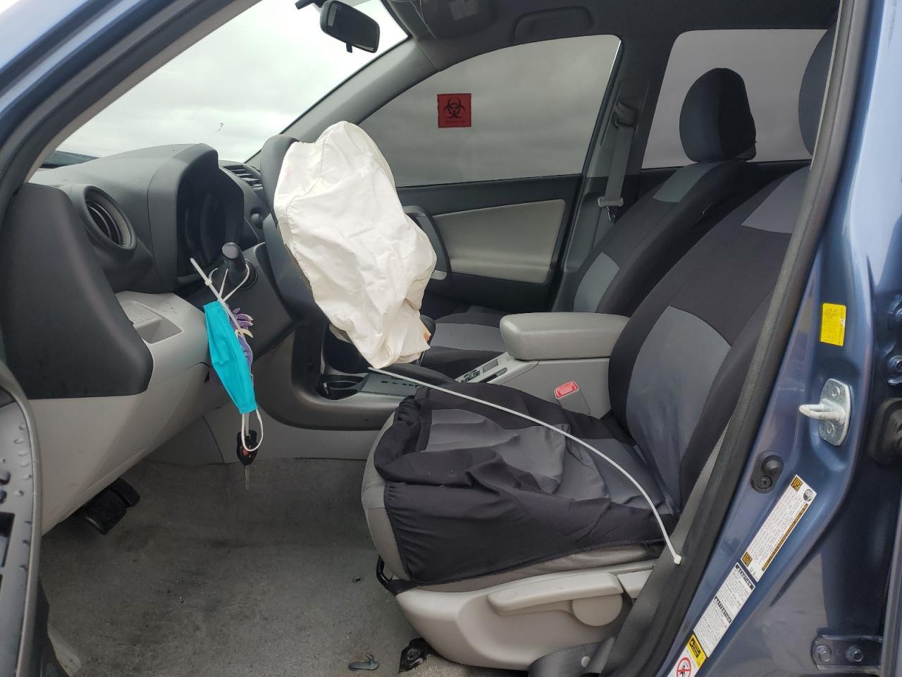 2011 TOYOTA RAV4 - Image 7