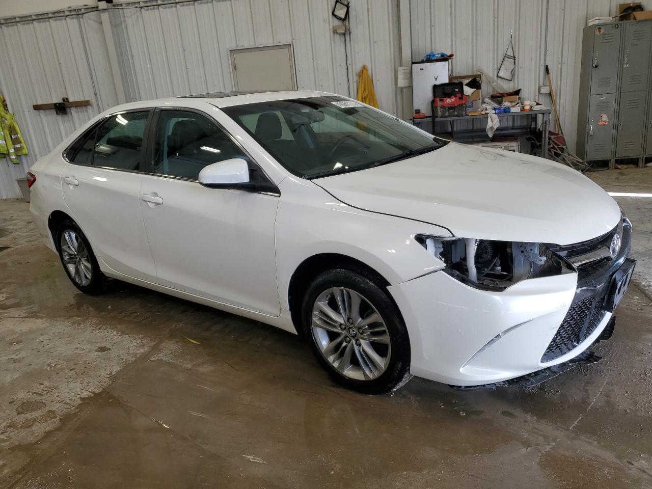 2015 TOYOTA CAMRY LE - Image 4