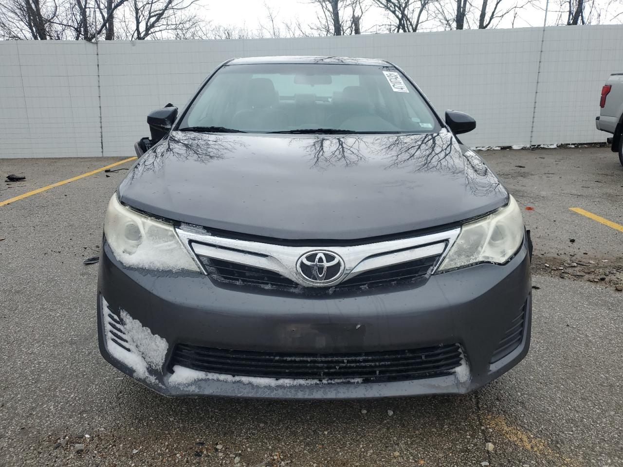 2014 TOYOTA CAMRY L - Image 5