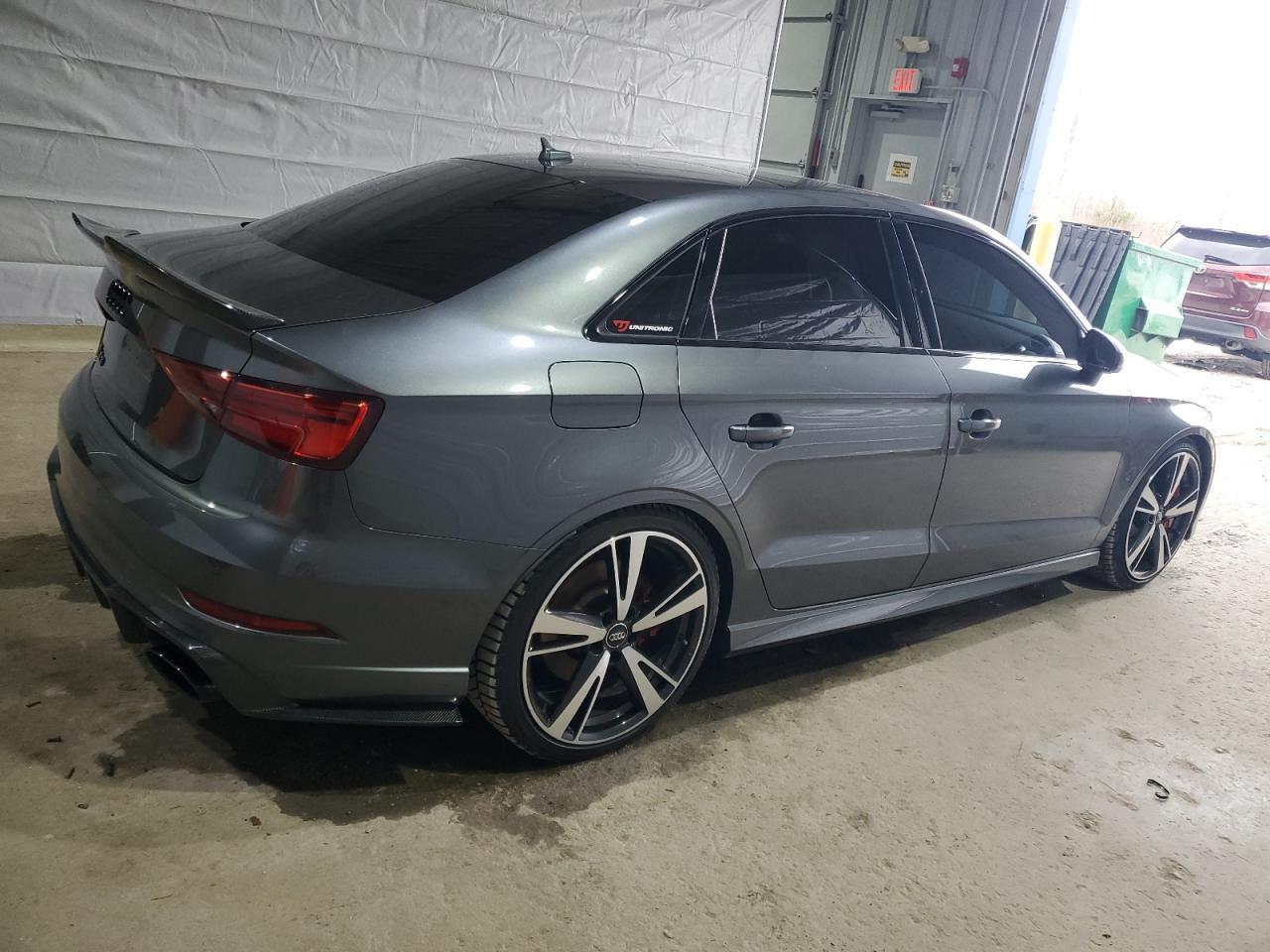 2018 AUDI RS3 - Image 3