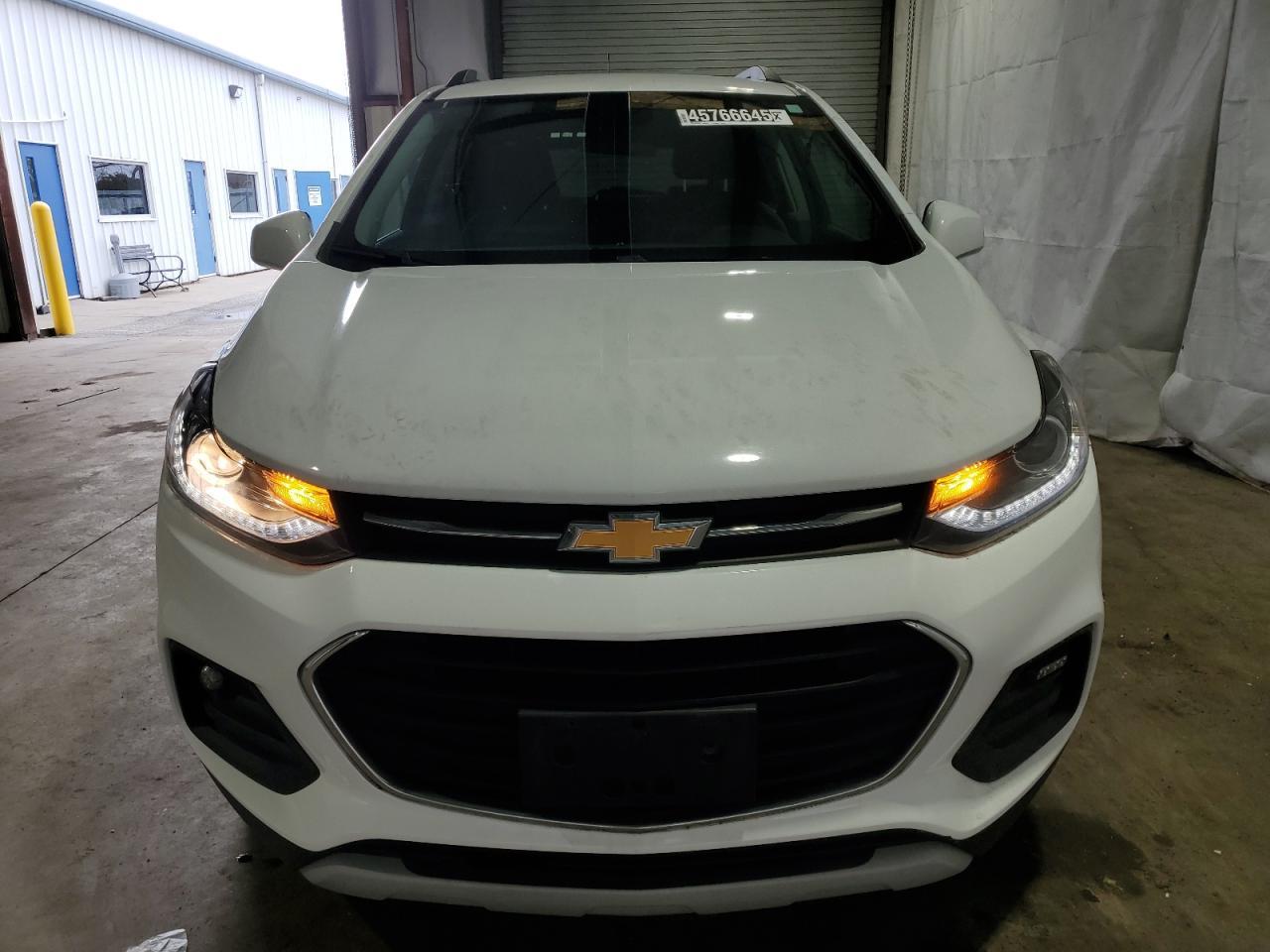 2019 CHEVROLET TRAX 1LT - Фото 5