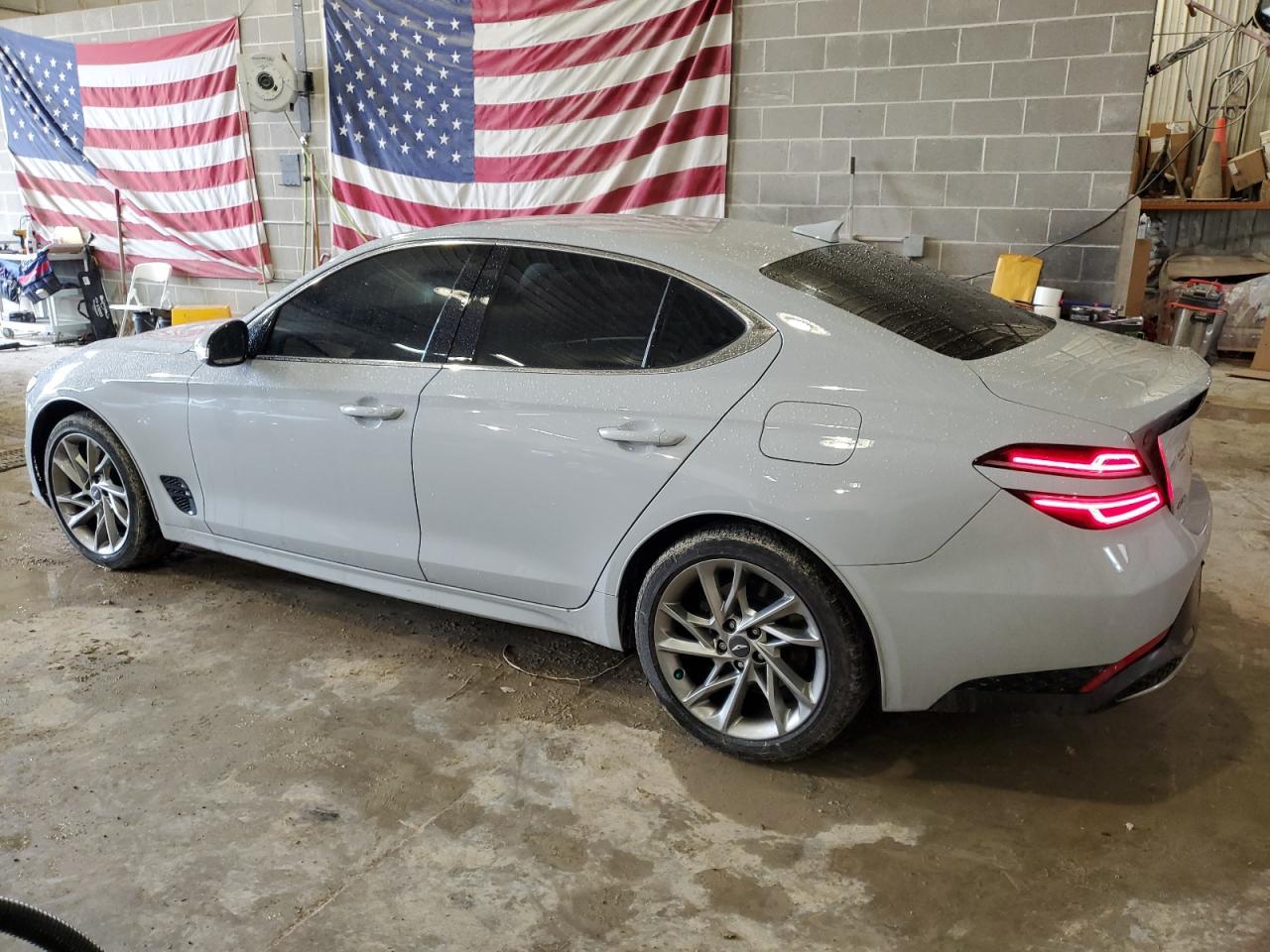 2022 GENESIS G70 BASE - Фото 2