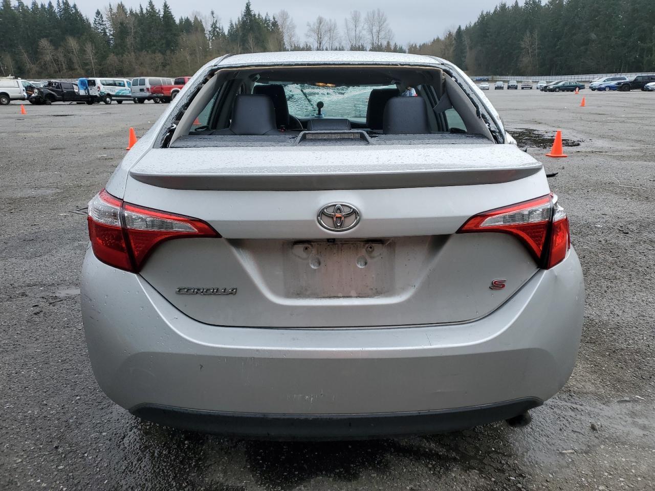 2014 TOYOTA COROLLA L - Фото 6