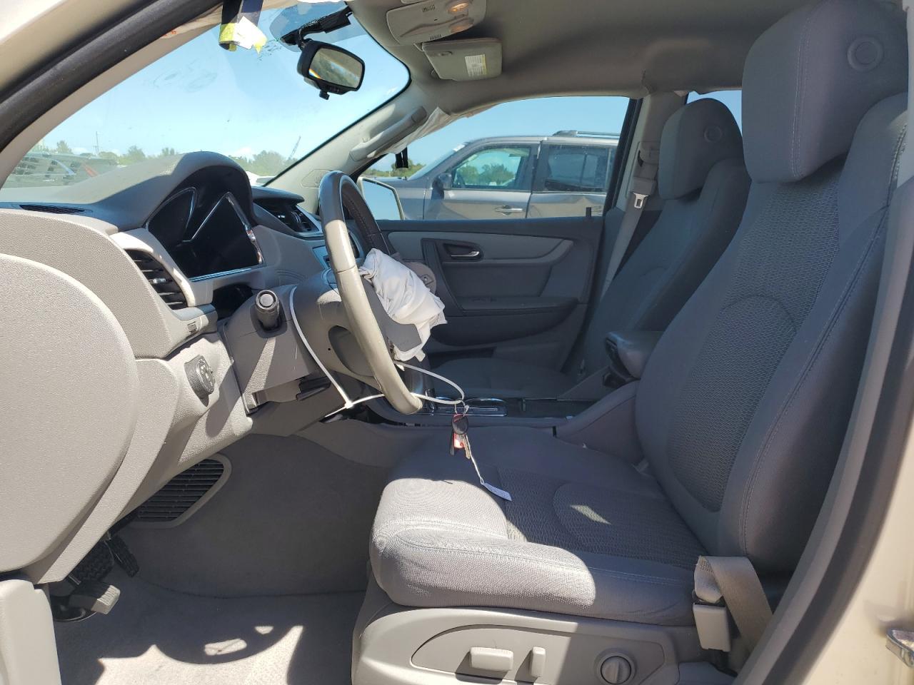 2015 CHEVROLET TRAVERSE L - Image 7
