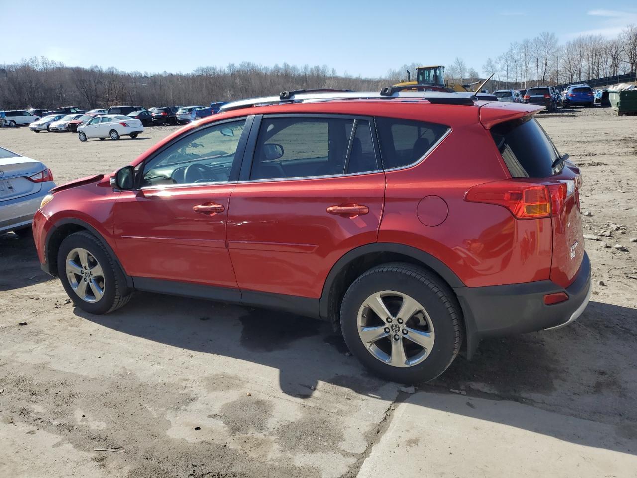 2015 TOYOTA RAV4 XLE - Фото 2