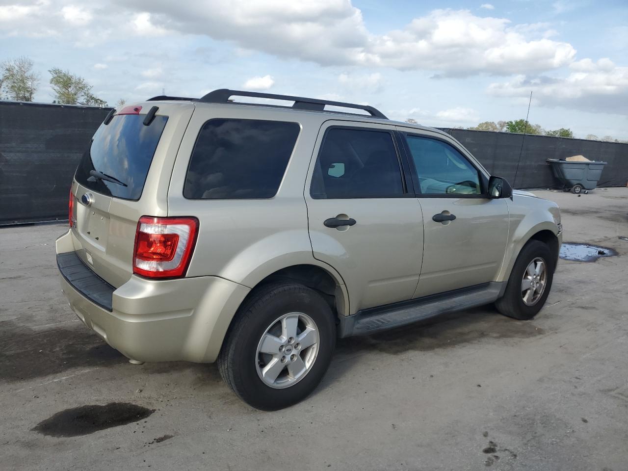 2012 FORD ESCAPE XLT - Фото 3
