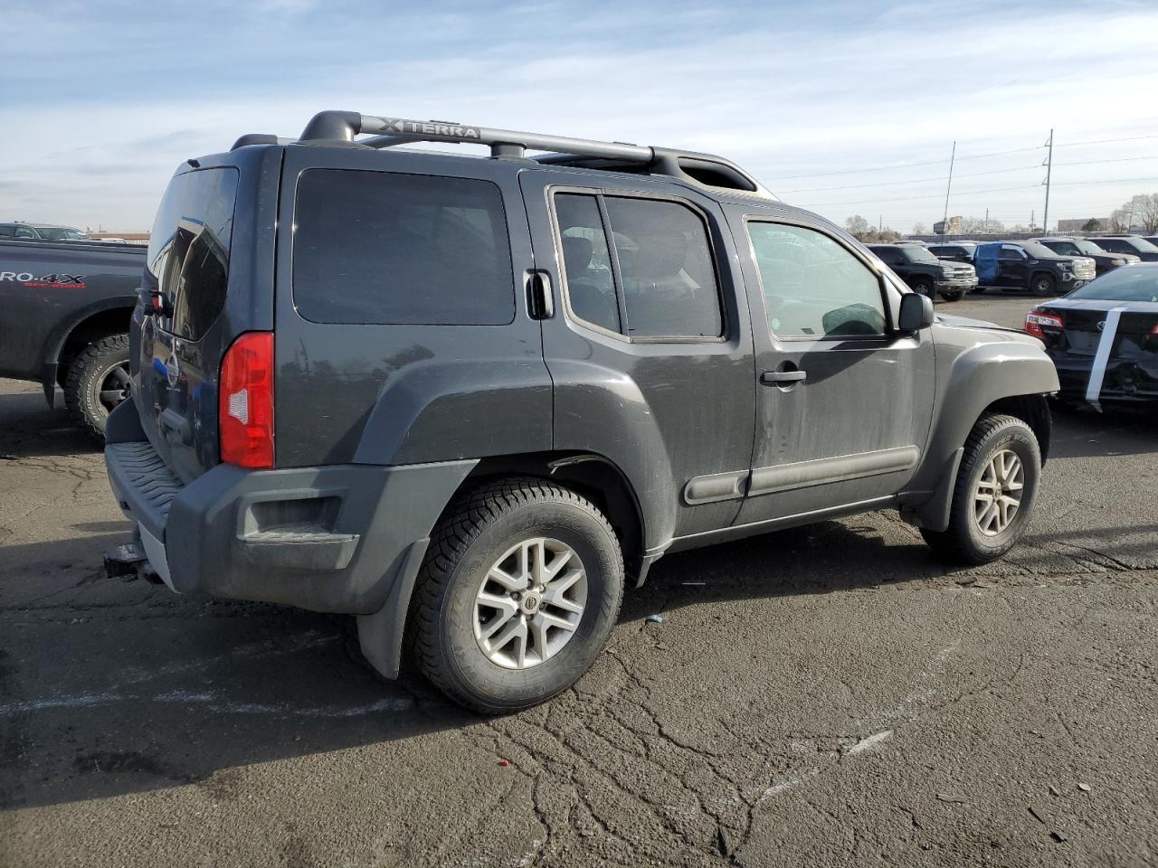 2014 NISSAN XTERRA X - Фото 3