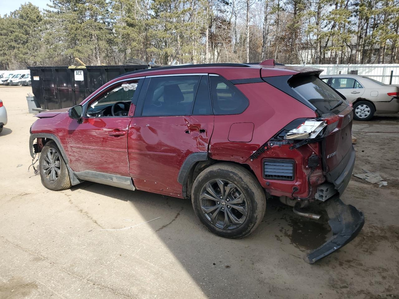 2022 TOYOTA RAV4 XLE P - Image 2