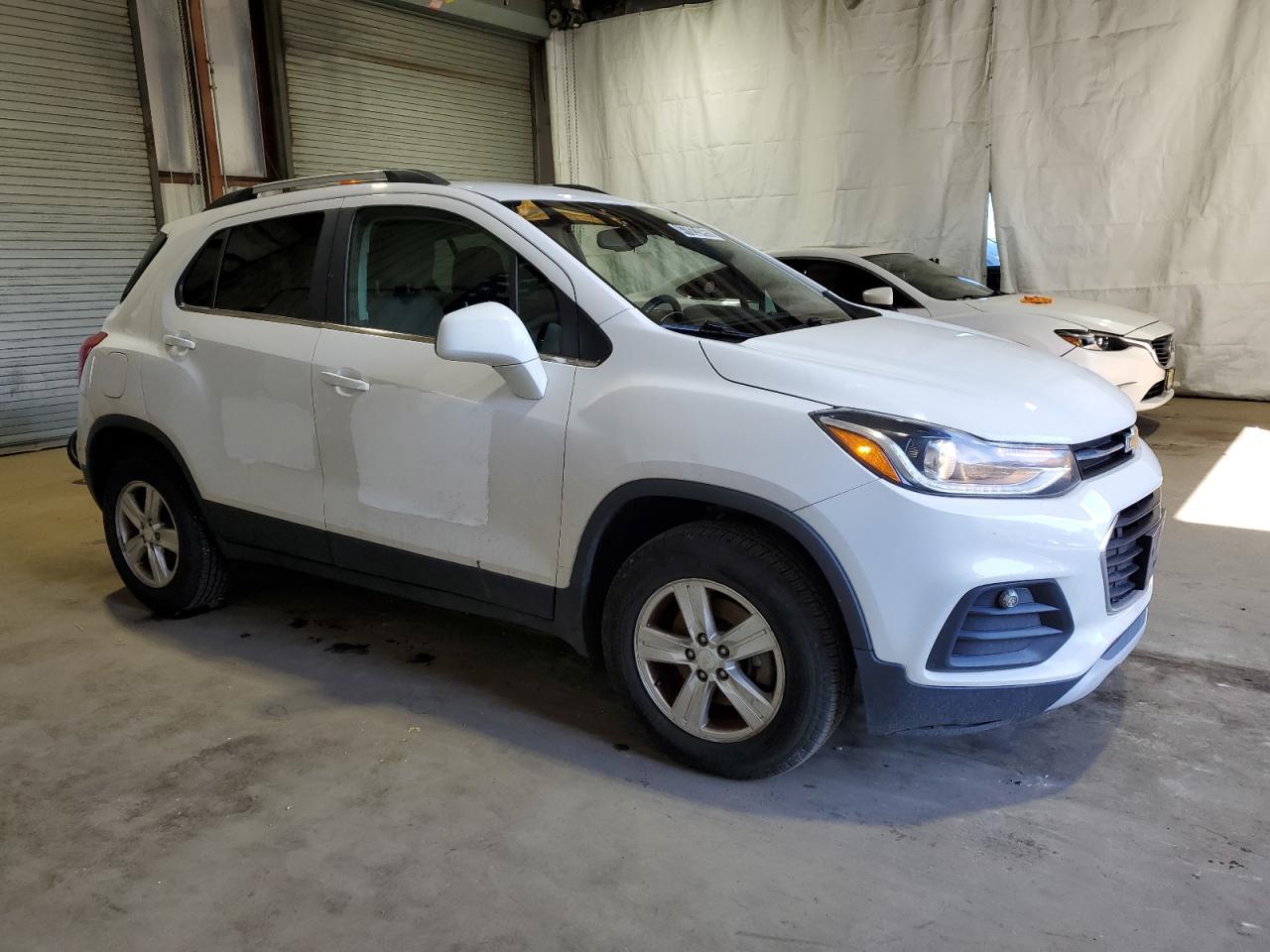 2019 CHEVROLET TRAX 1LT - Фото 4