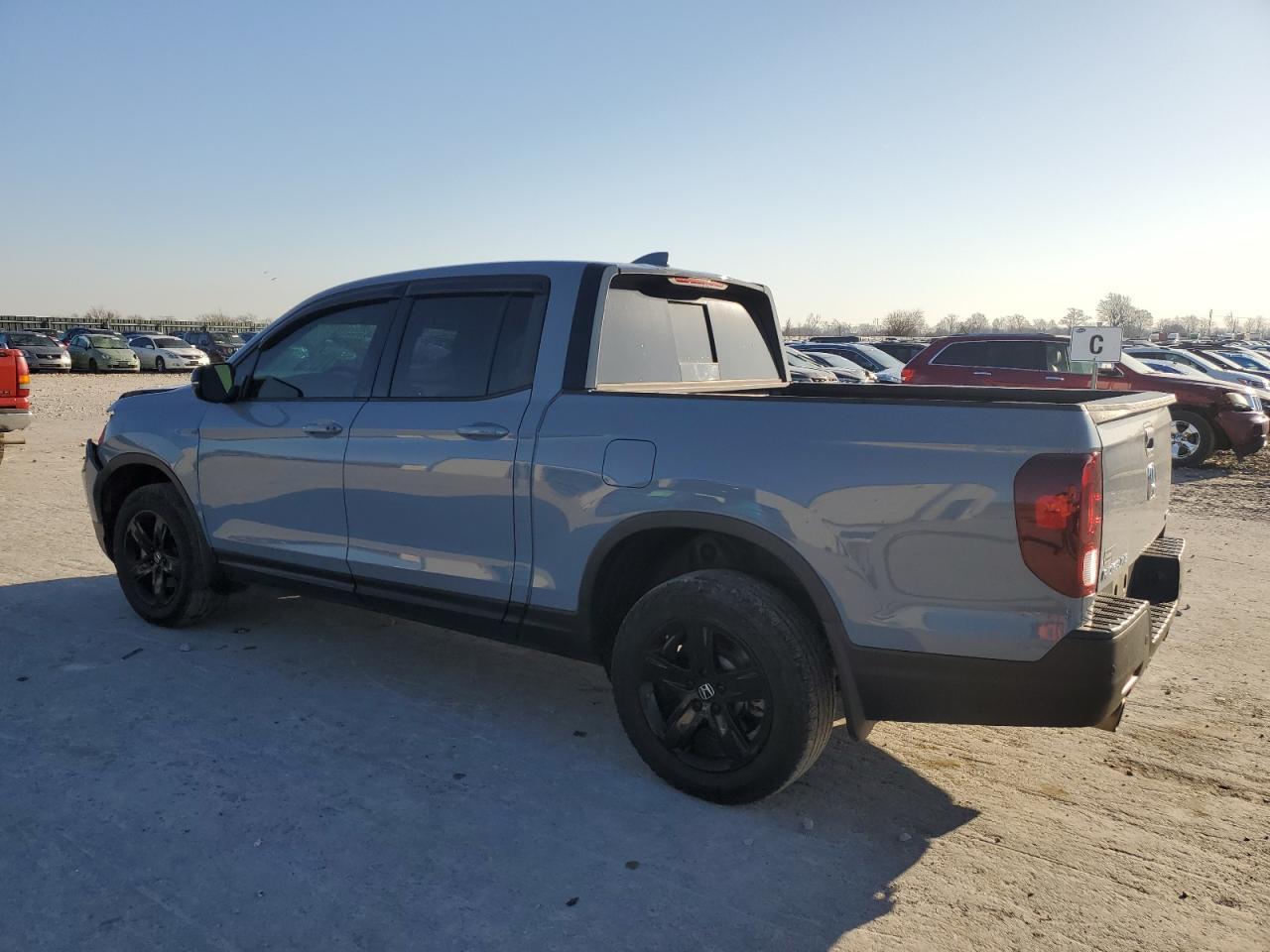 2022 HONDA RIDGELINE - Фото 2