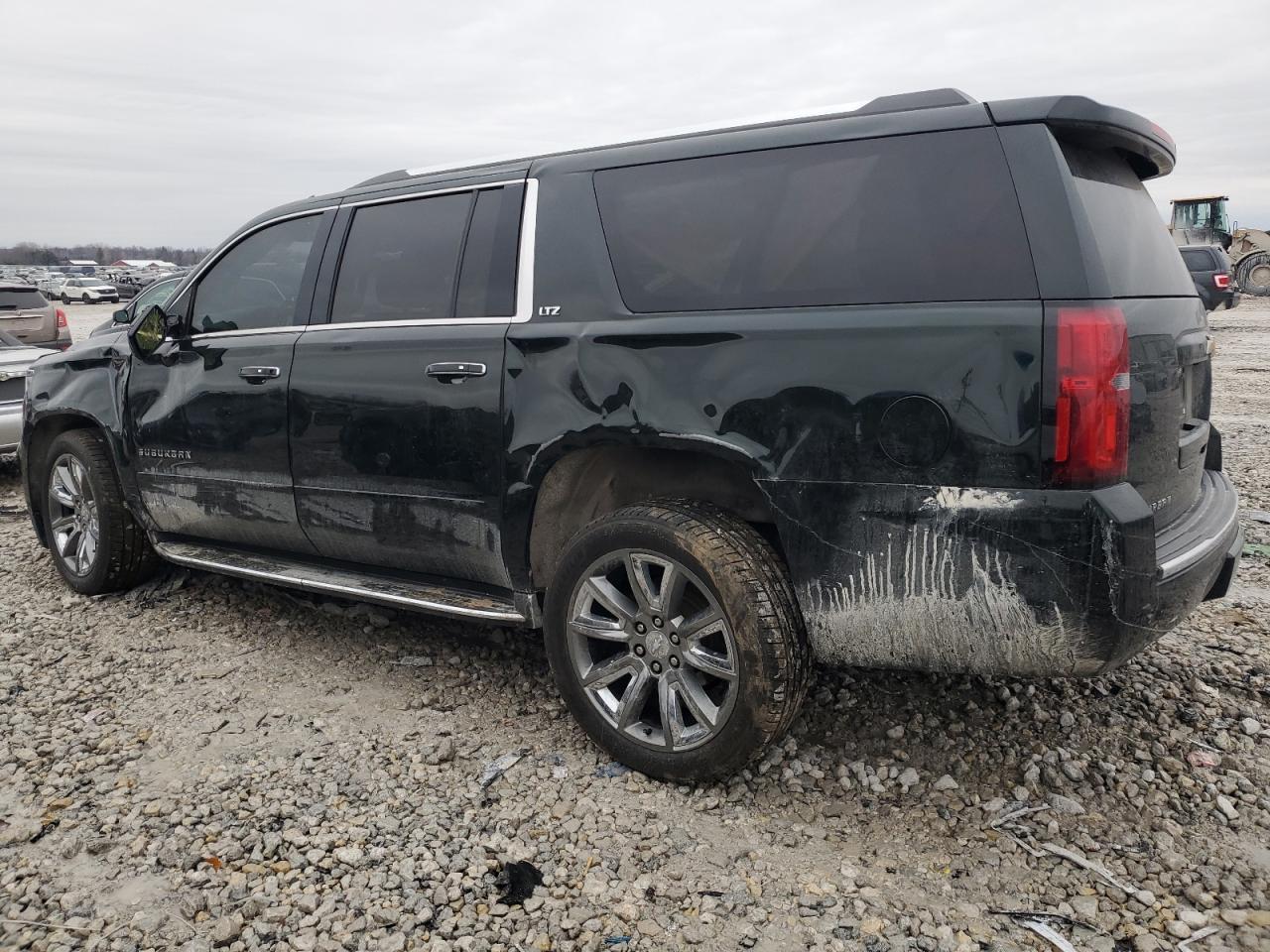 2016 CHEVROLET SUBURBAN K - Image 2