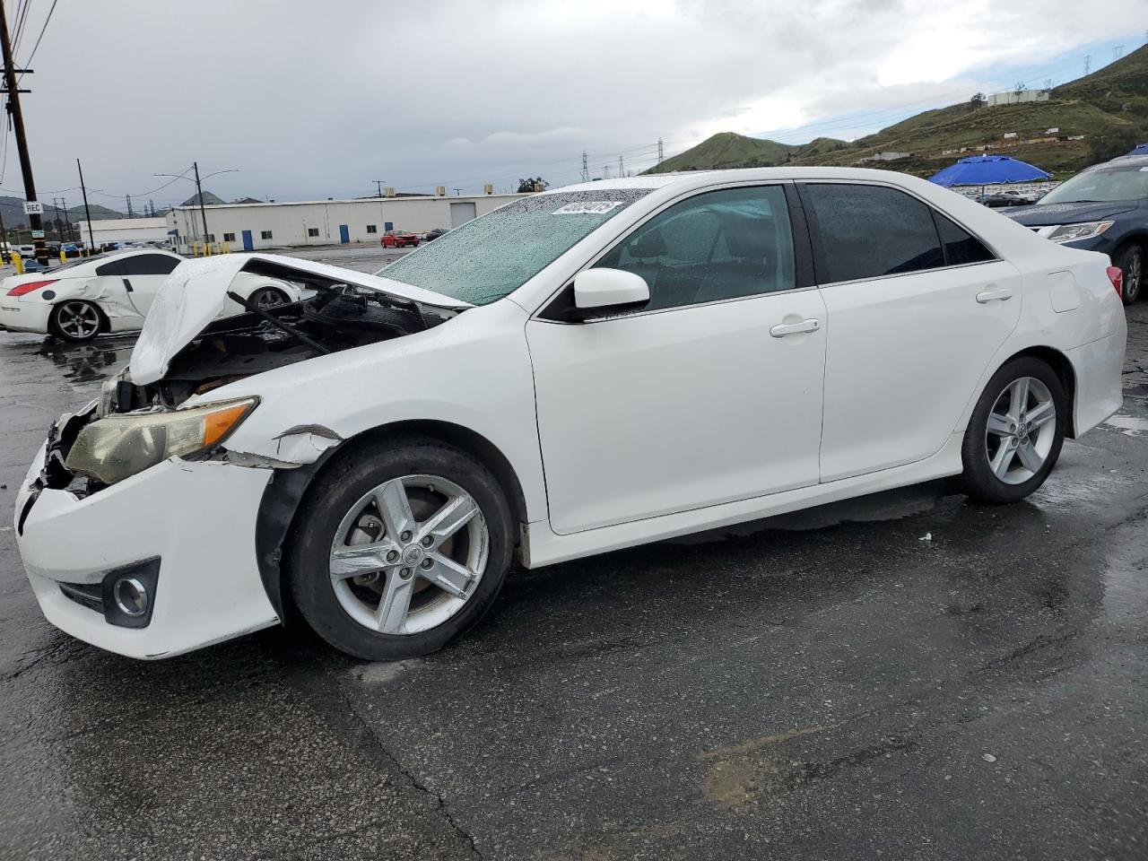 2014 TOYOTA CAMRY L
