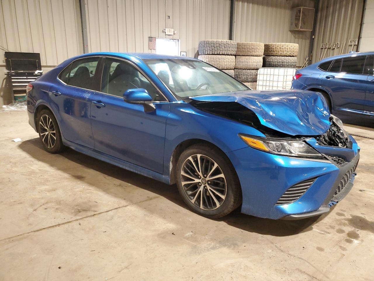 2020 TOYOTA CAMRY SE - Image 4