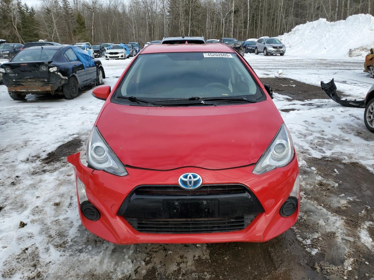 2015 TOYOTA PRIUS C - Фото 5