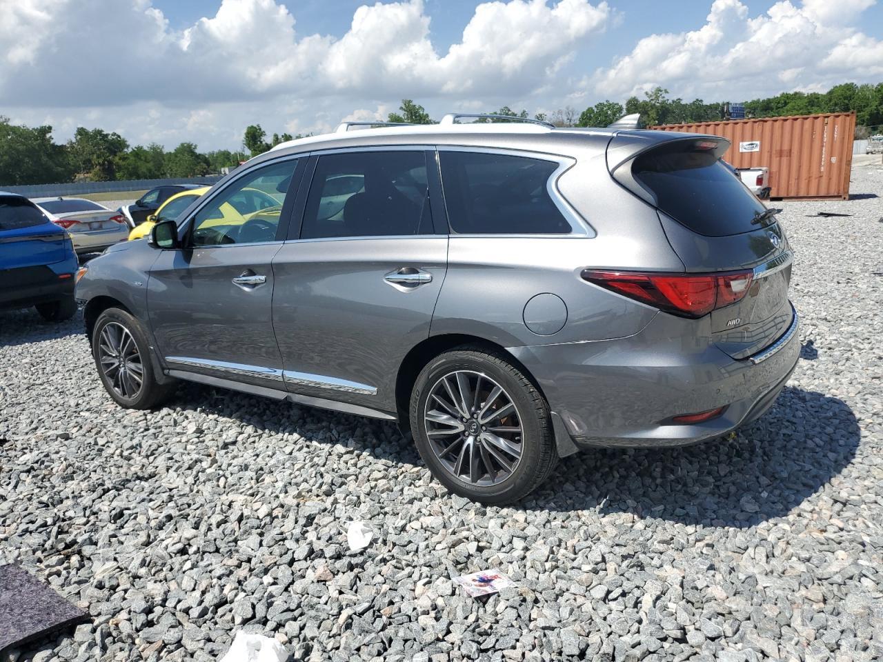 2019 INFINITI QX60 LUXE - Image 2