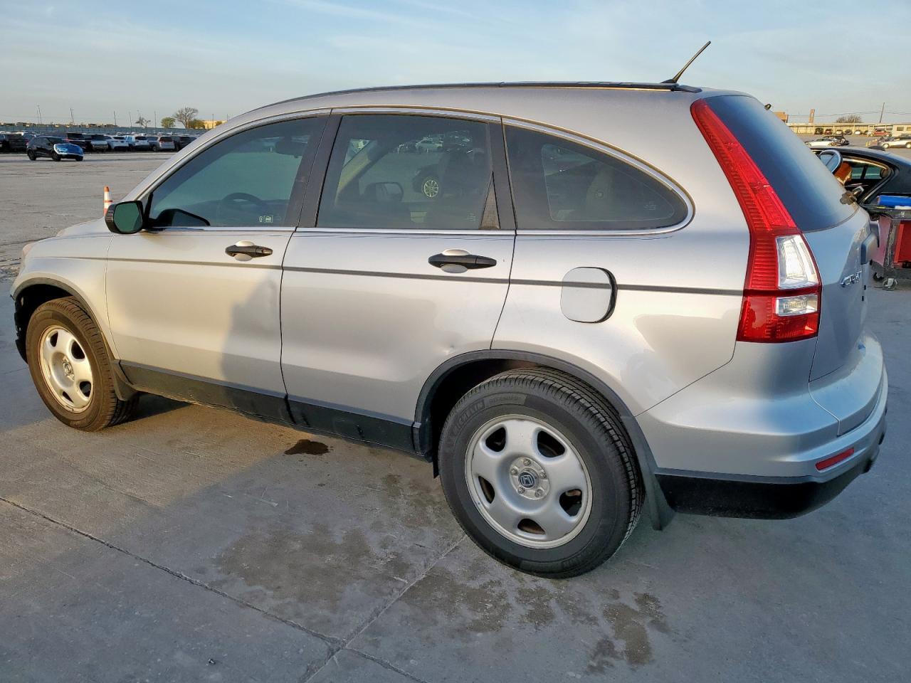 2011 HONDA CR-V LX - Image 2