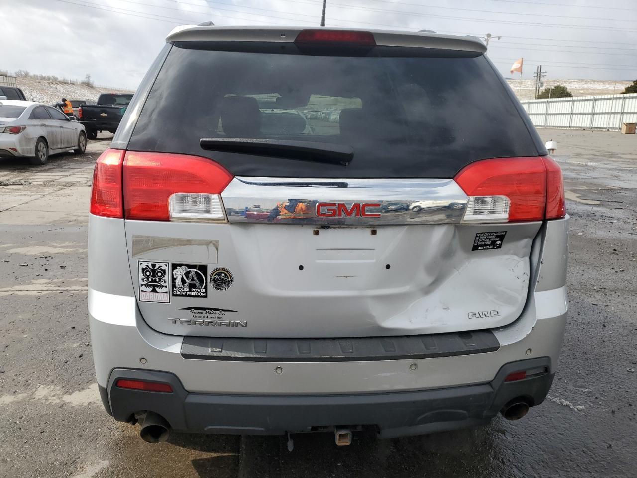 2013 GMC TERRAIN SL - Image 6
