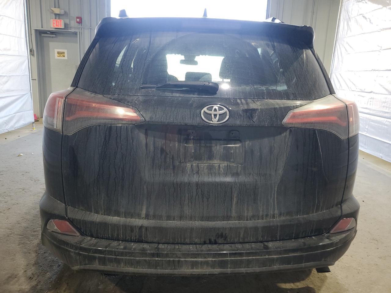 2018 TOYOTA RAV4 LE - Image 6