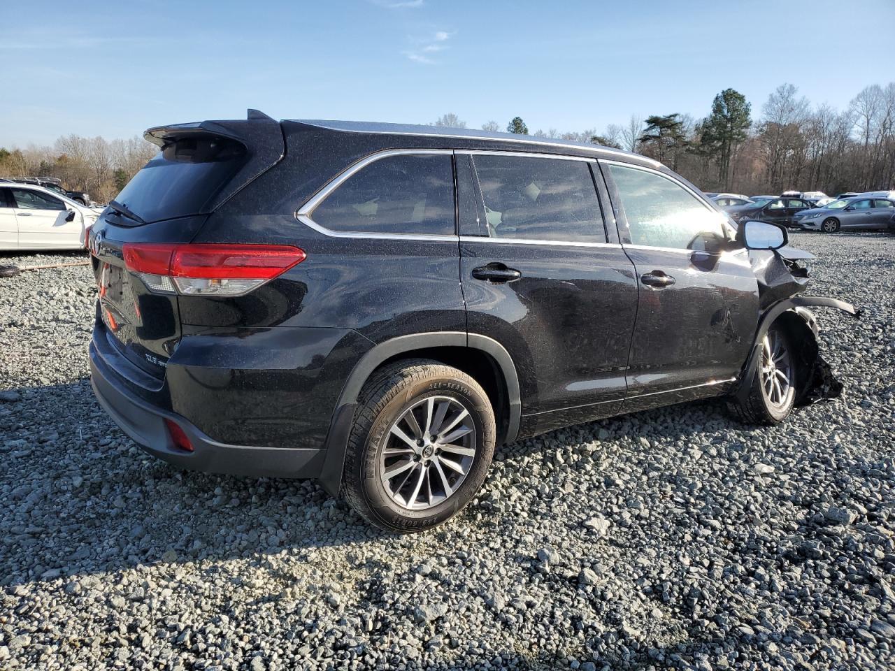 2018 TOYOTA HIGHLANDER - Image 3