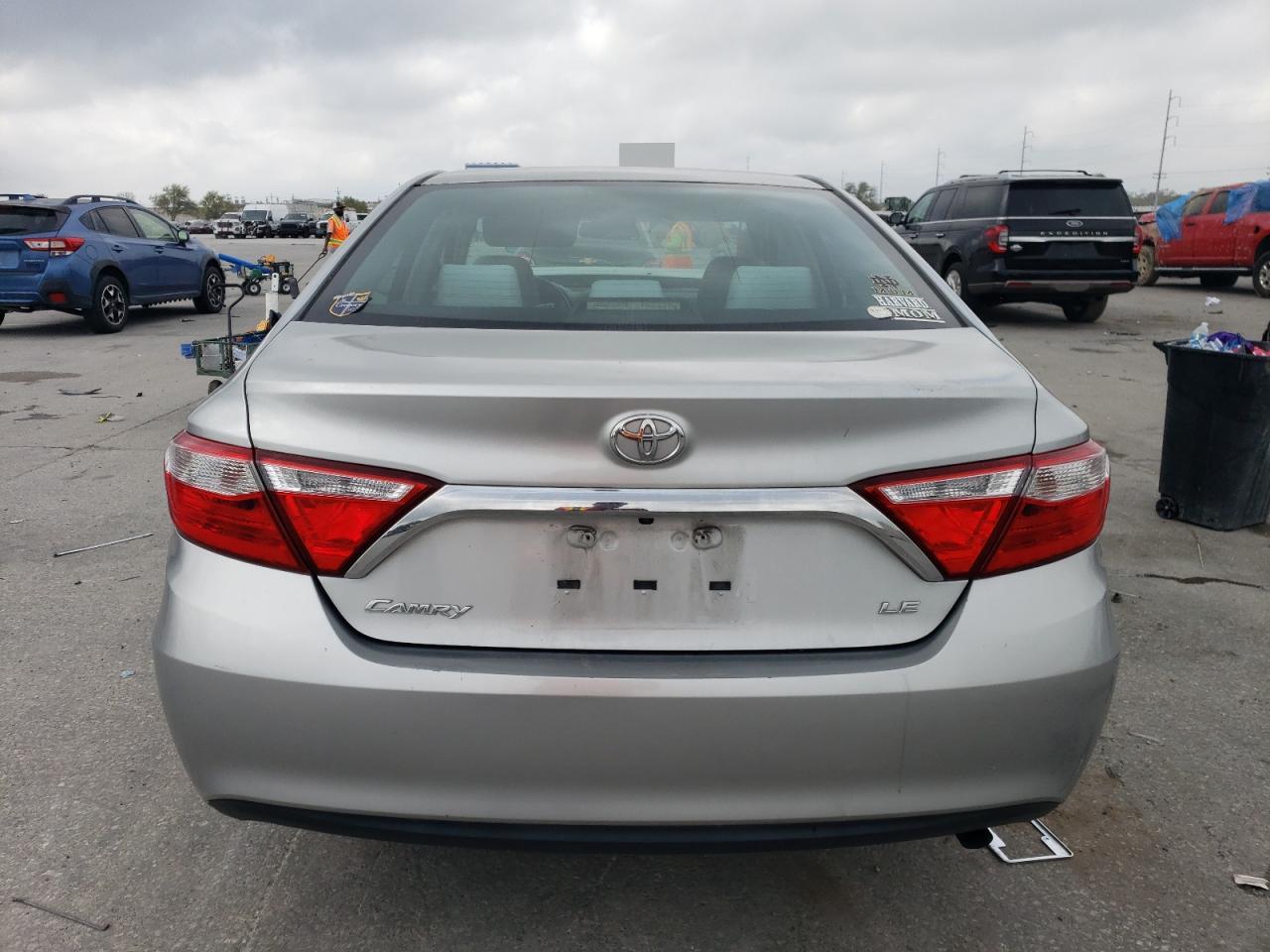 2017 TOYOTA CAMRY LE - Image 6
