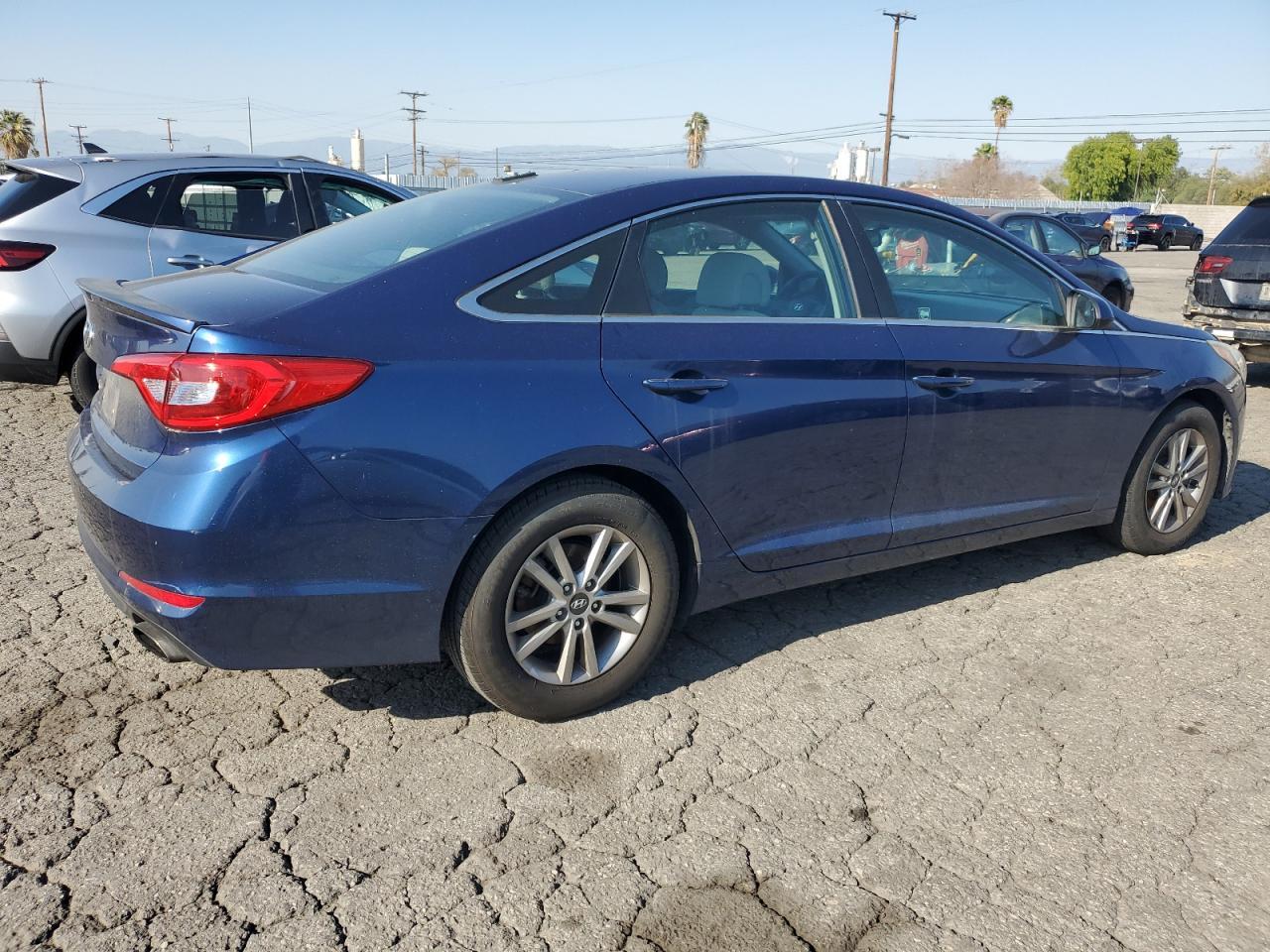 2017 HYUNDAI SONATA SE - Фото 3