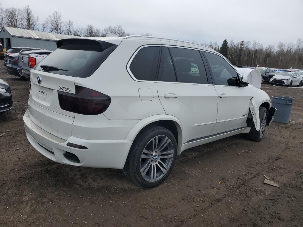 2013 BMW X5 XDRIVE3 - Image 3