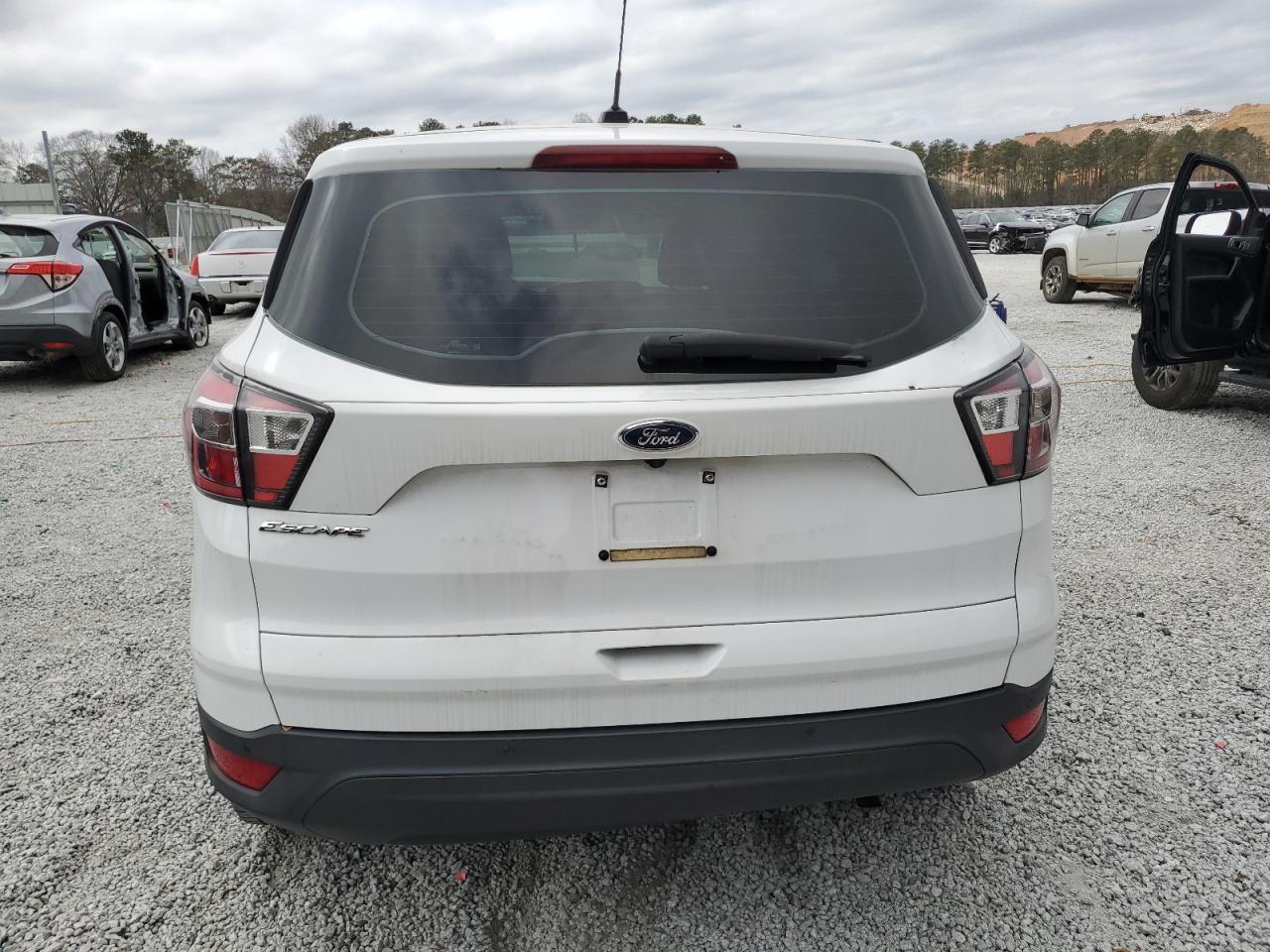 2017 FORD ESCAPE S - Image 6