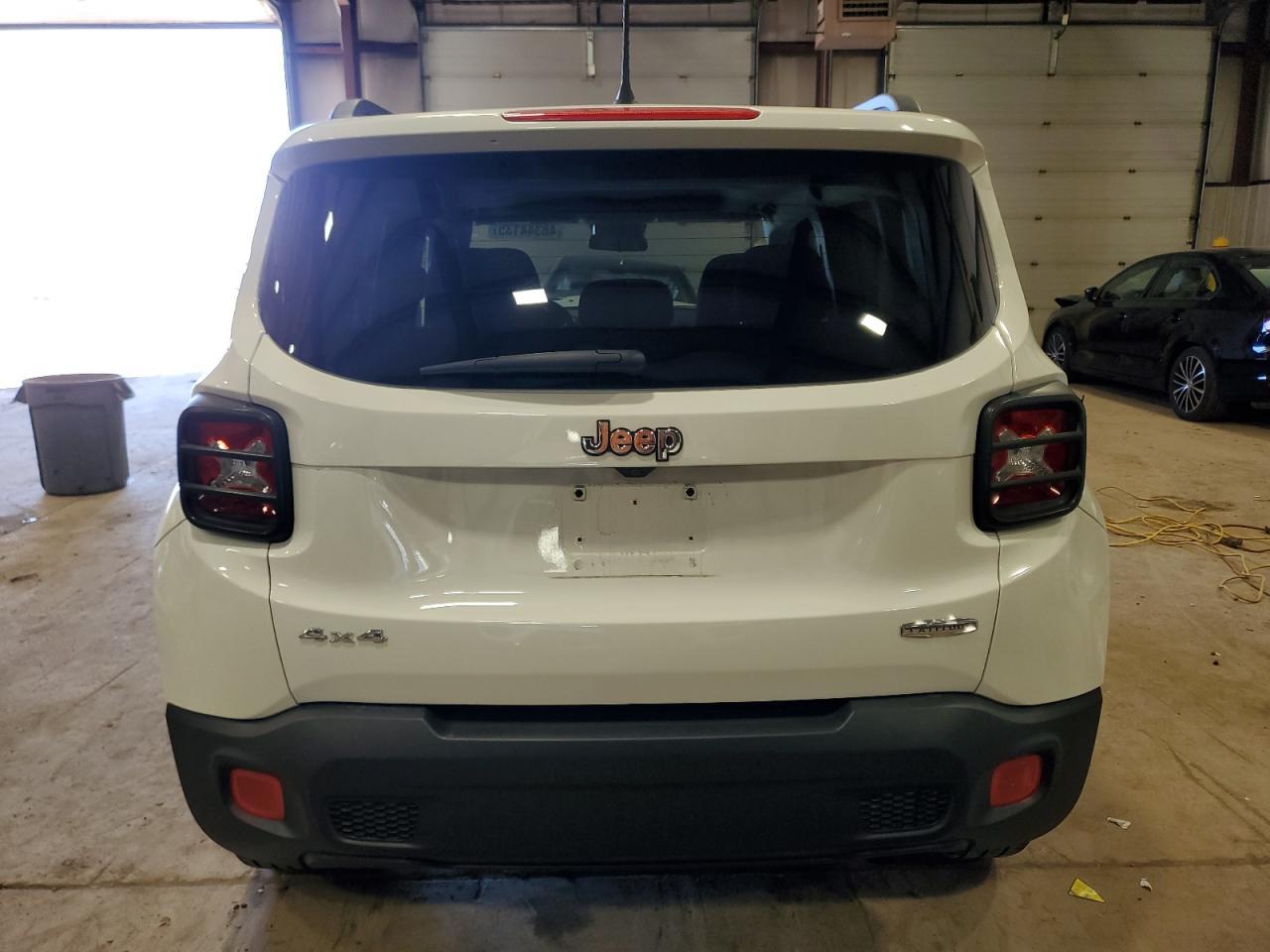 2017 JEEP RENEGADE L - Фото 6
