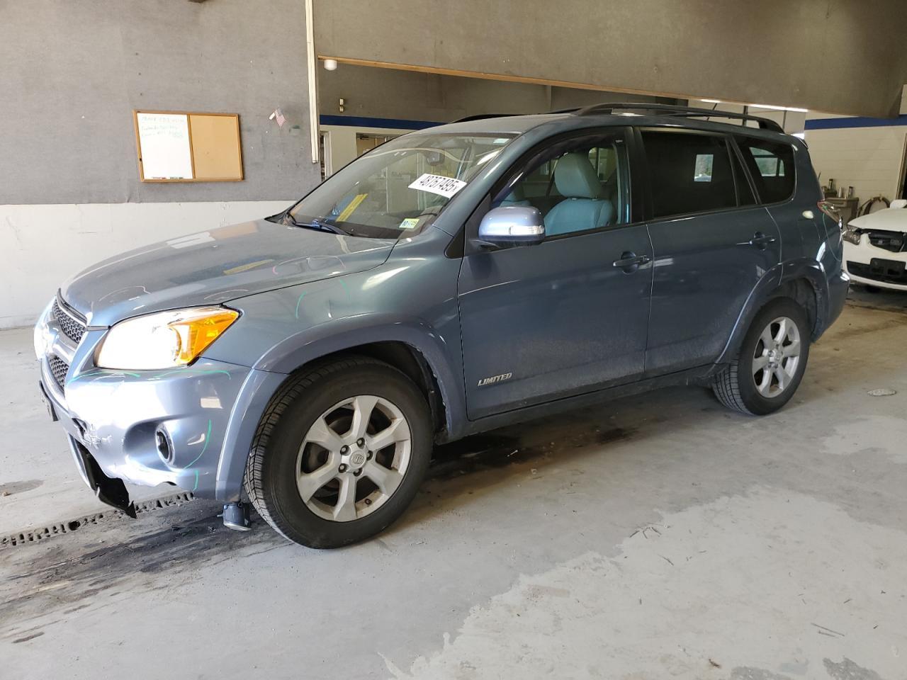 2011 TOYOTA RAV4 LIMIT