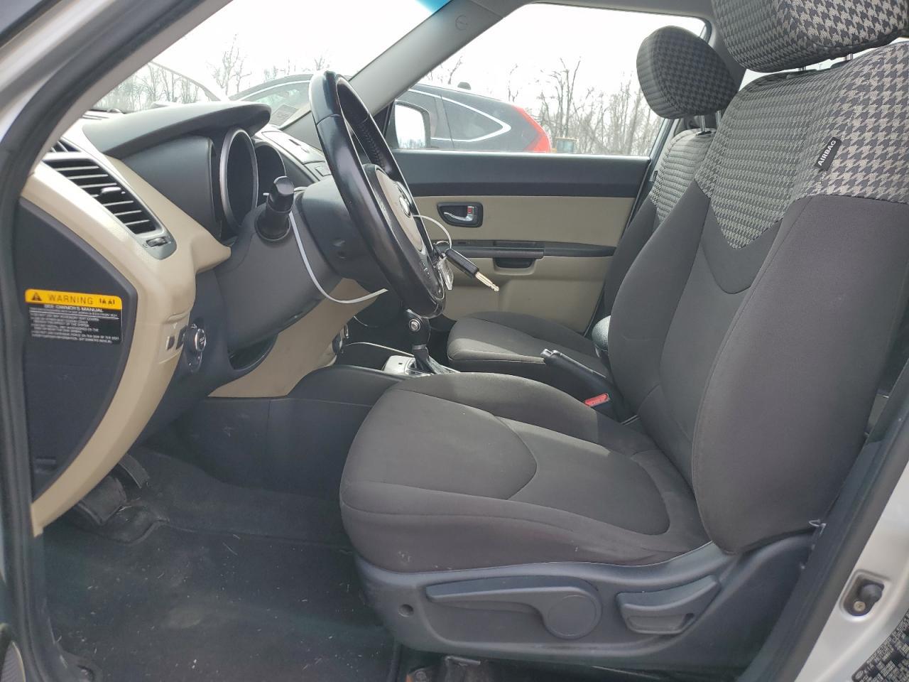 2013 KIA SOUL + - Image 7