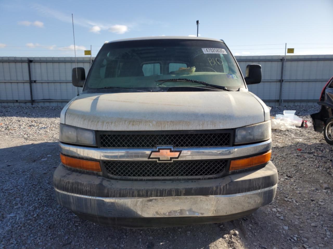 2010 CHEVROLET EXPRESS G1 - Image 5