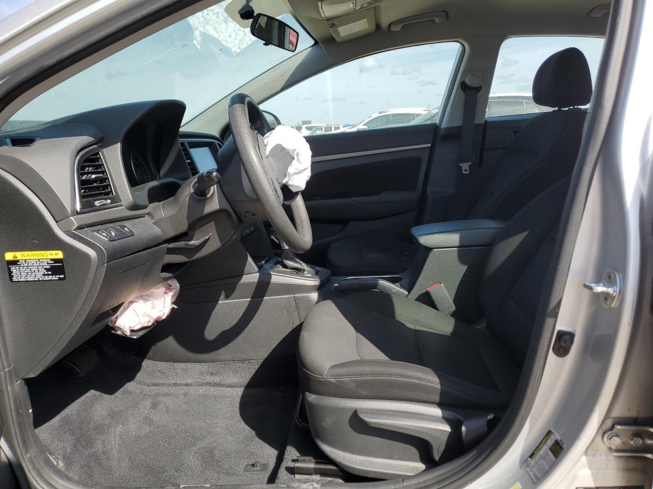 2018 HYUNDAI ELANTRA SE - Image 7