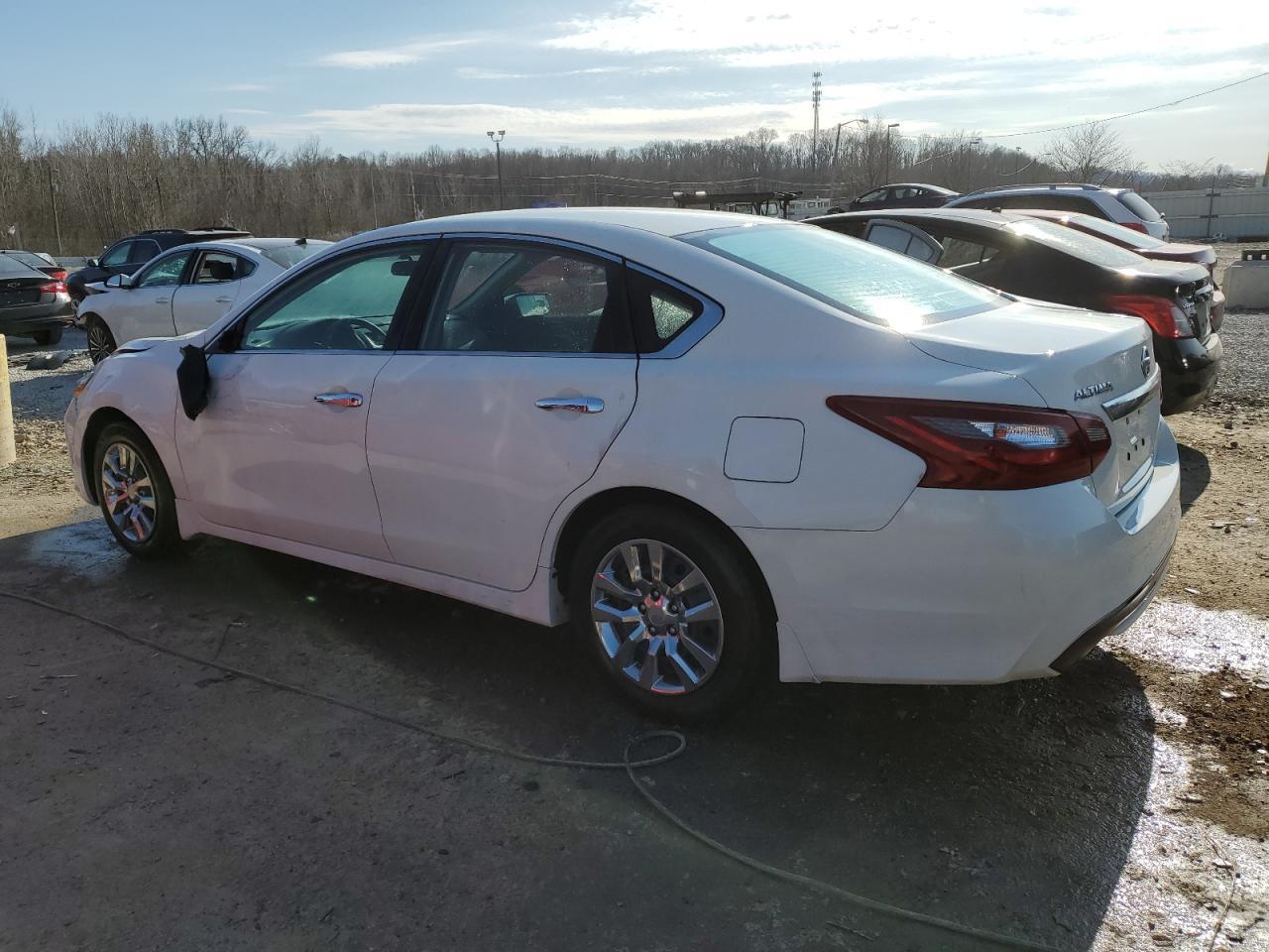 2018 NISSAN ALTIMA 2.5 - Фото 2