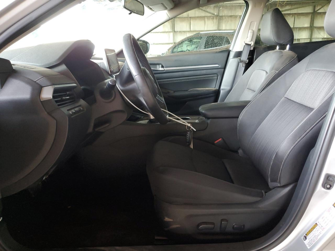 2022 NISSAN ALTIMA SV - Image 7