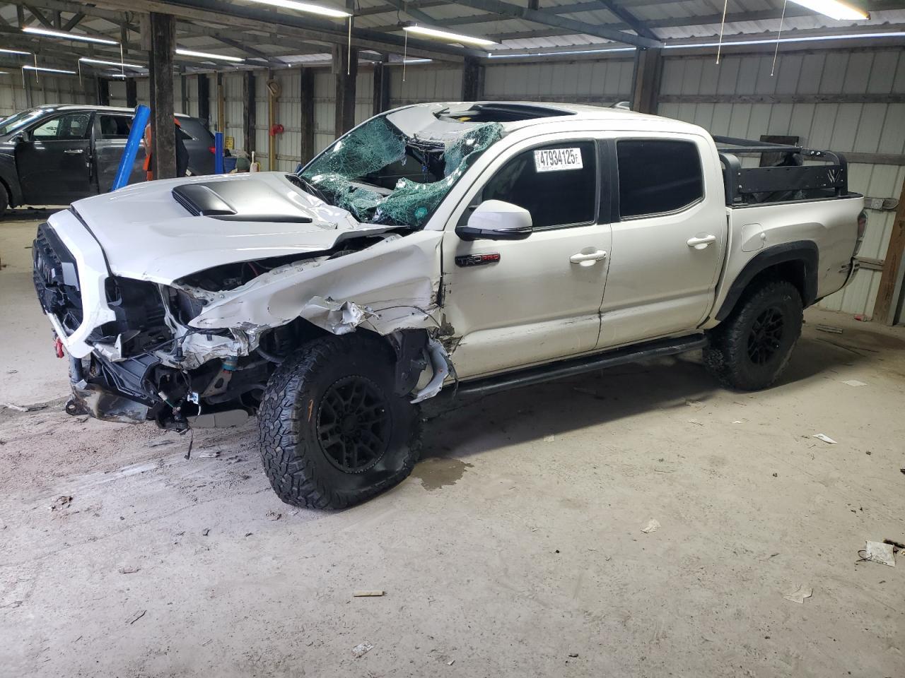 2020 TOYOTA TACOMA DOU