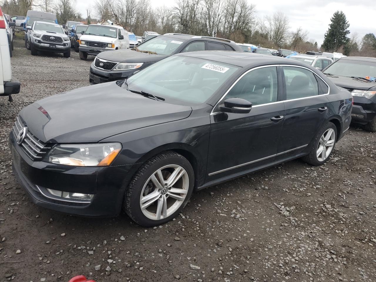 2013 VOLKSWAGEN PASSAT SE