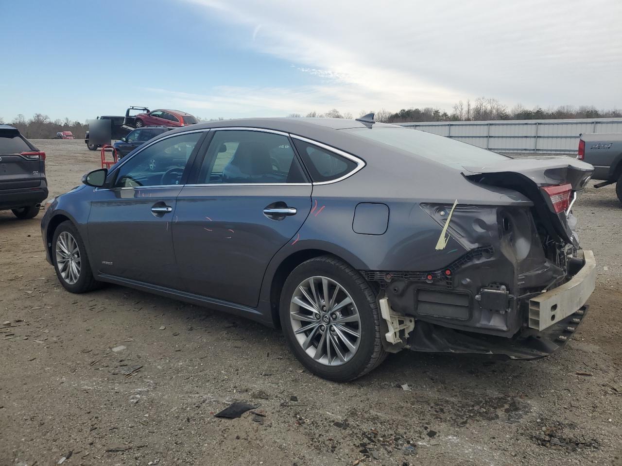 2016 TOYOTA AVALON HYB - Image 2