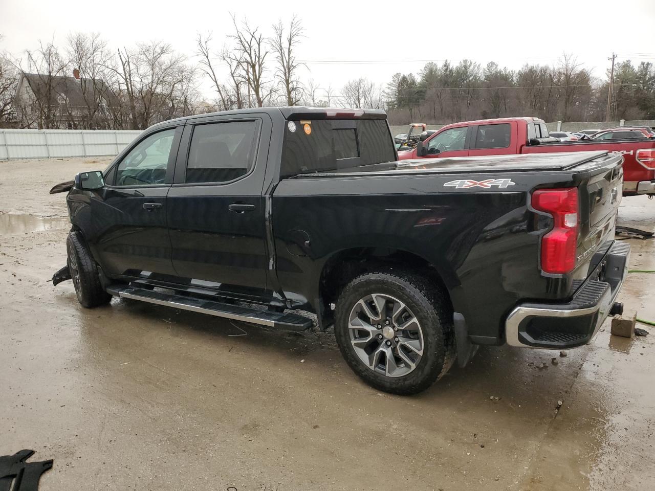 2023 CHEVROLET SILVERADO - Image 2