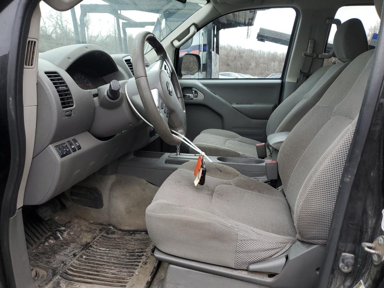 2017 NISSAN FRONTIER S - Фото 7