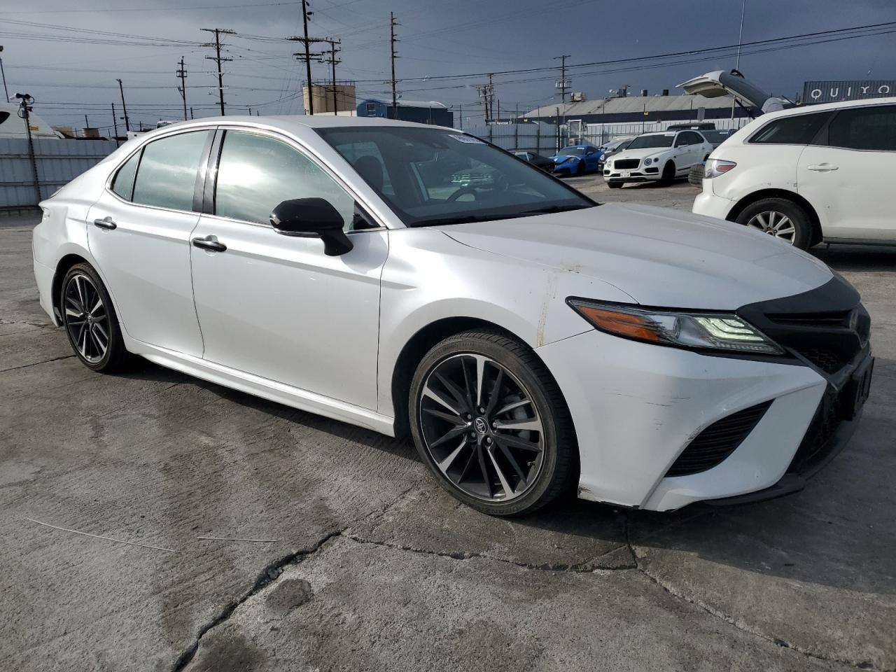 2019 TOYOTA CAMRY XSE - Фото 4