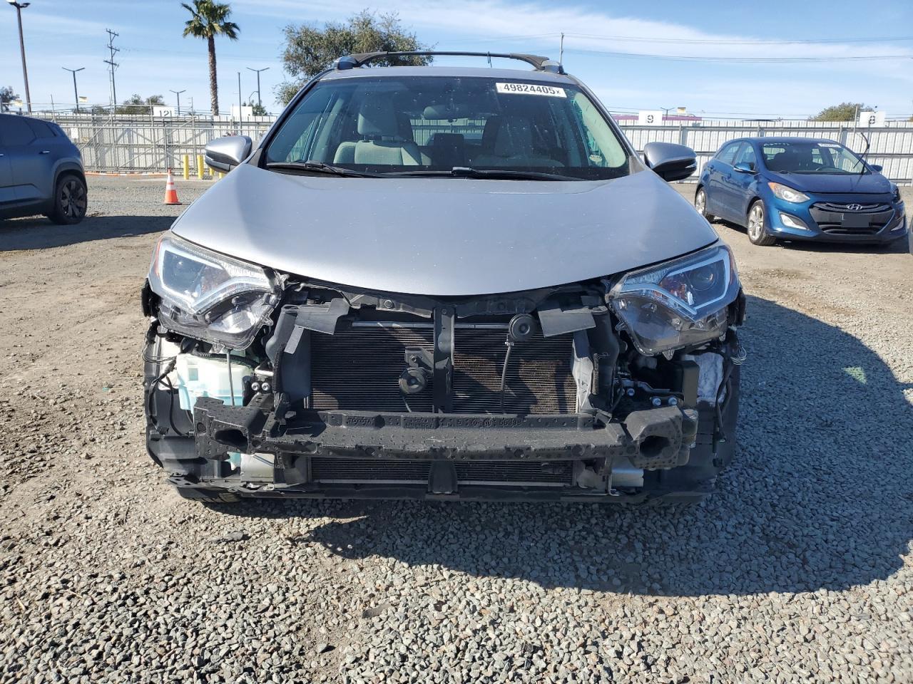 2016 TOYOTA RAV4 XLE - Image 5