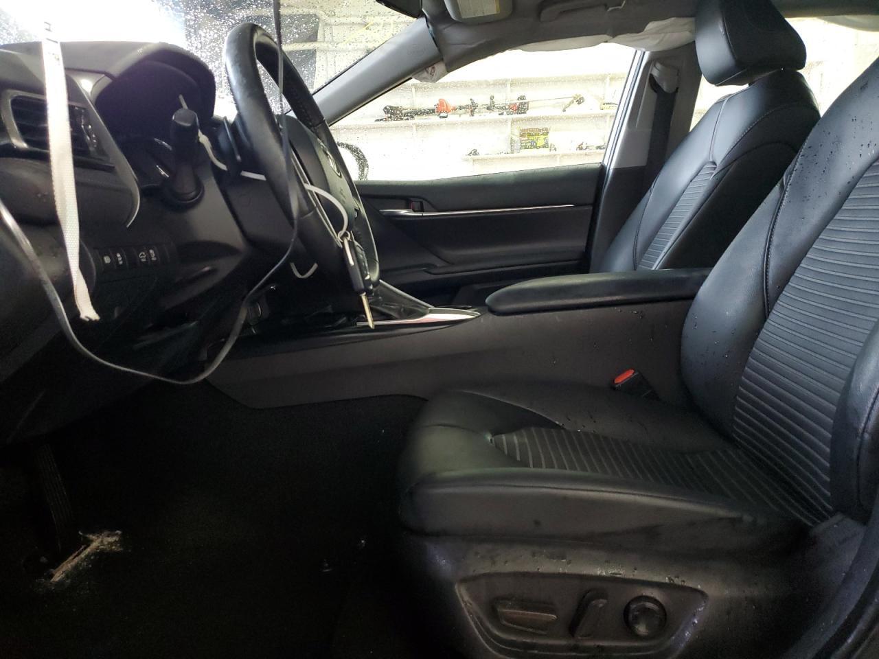 2020 TOYOTA CAMRY SE - Image 7