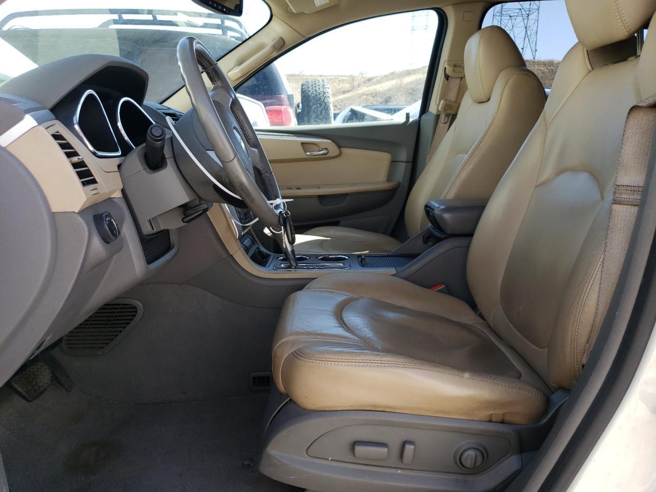 2012 CHEVROLET TRAVERSE L - Image 7