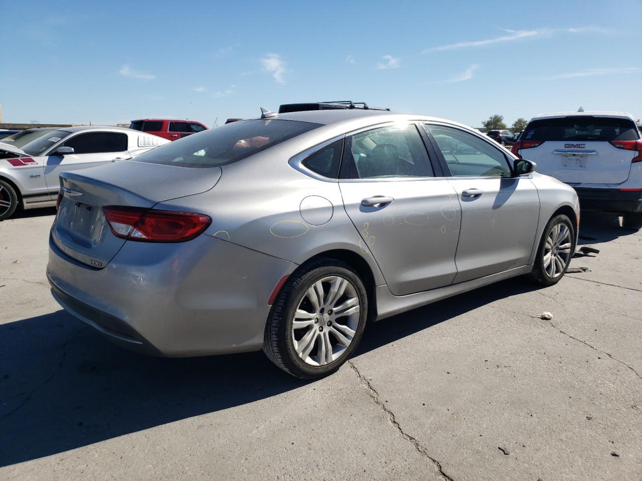 2015 CHRYSLER 200 LIMITE - Image 3