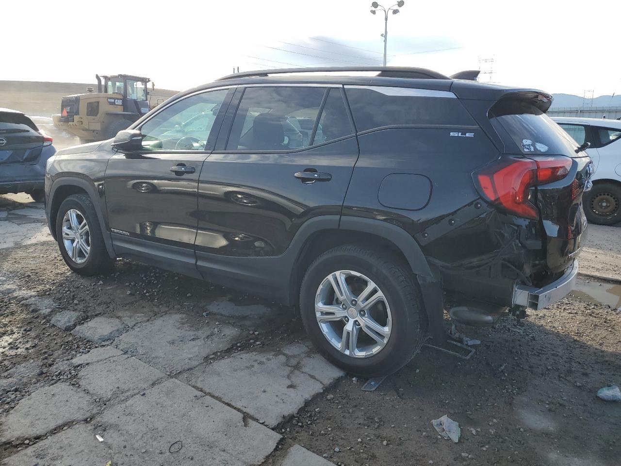 2018 GMC TERRAIN SL - Image 2