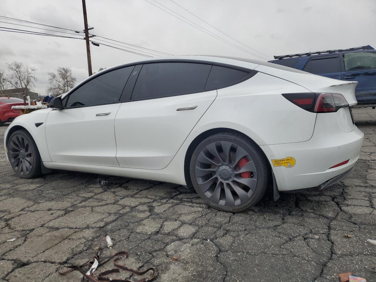 2022 TESLA MODEL 3 - Фото 2