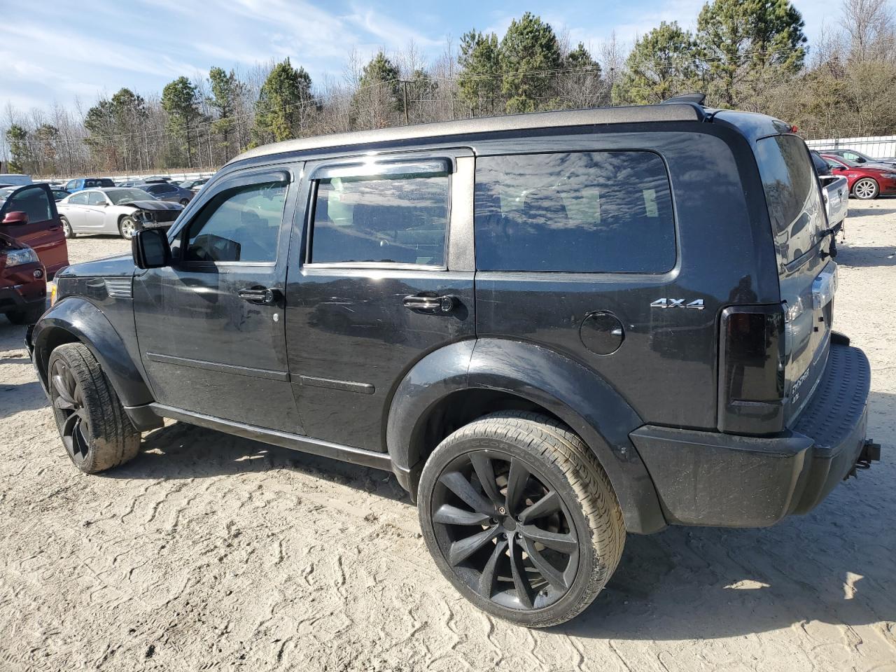 2010 DODGE NITRO SXT - Image 2