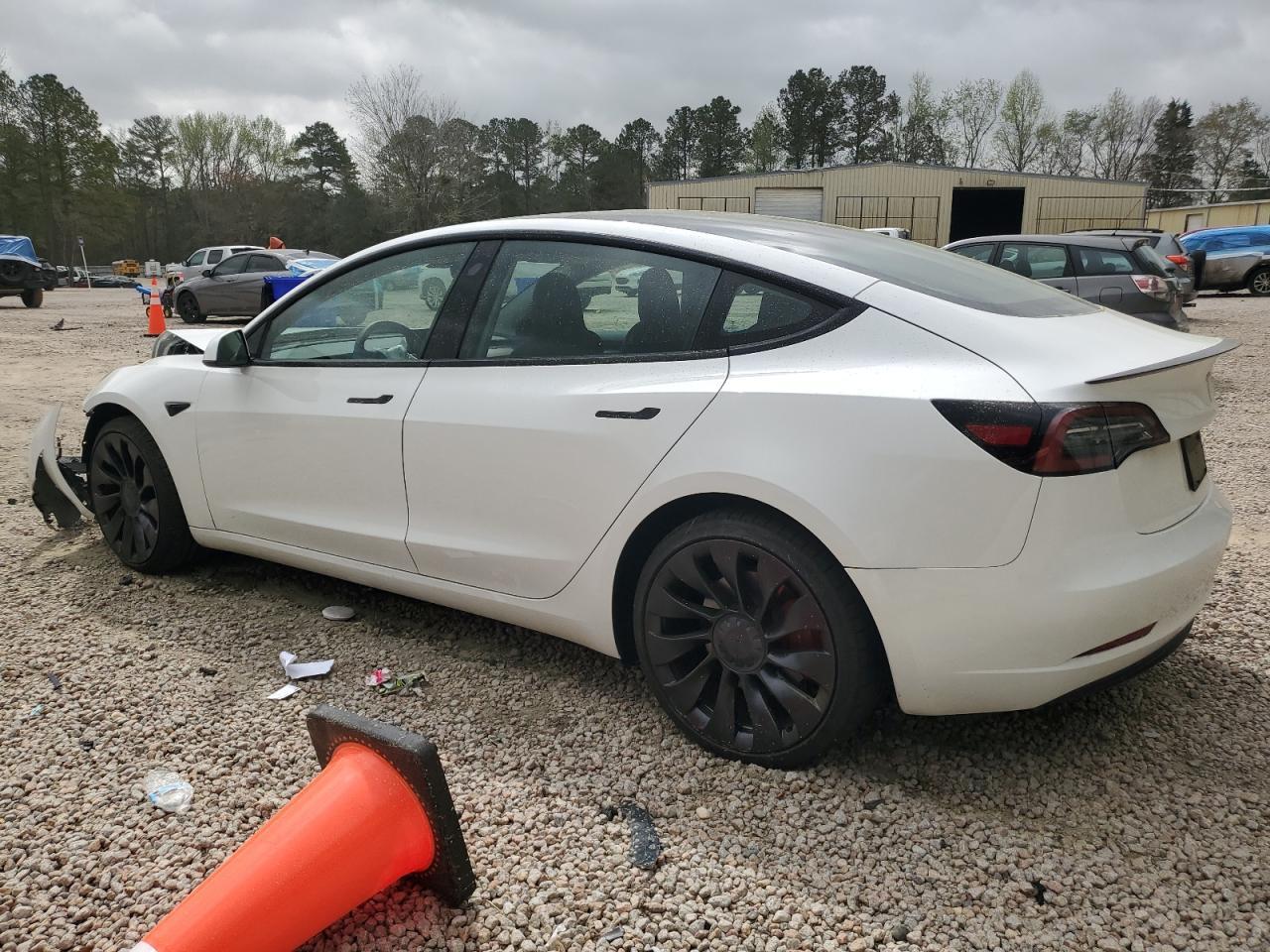 2023 TESLA MODEL 3 - Image 2
