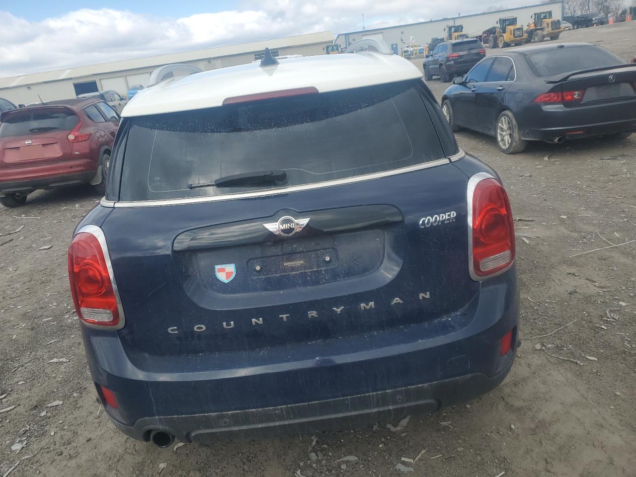 2017 MINI COOPER COU - Фото 6