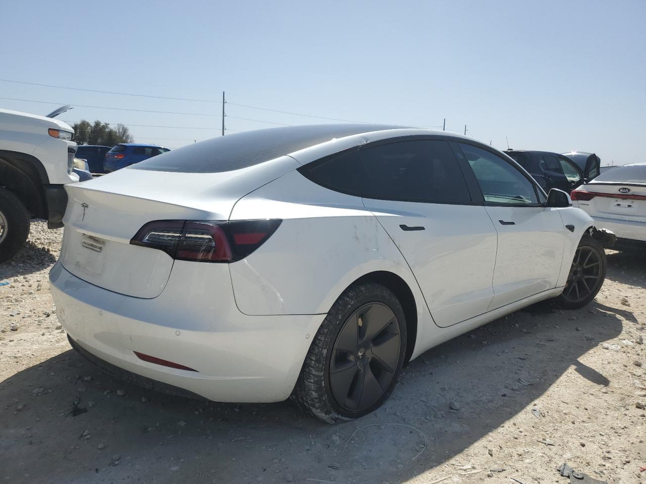 2021 TESLA MODEL 3 - Фото 3
